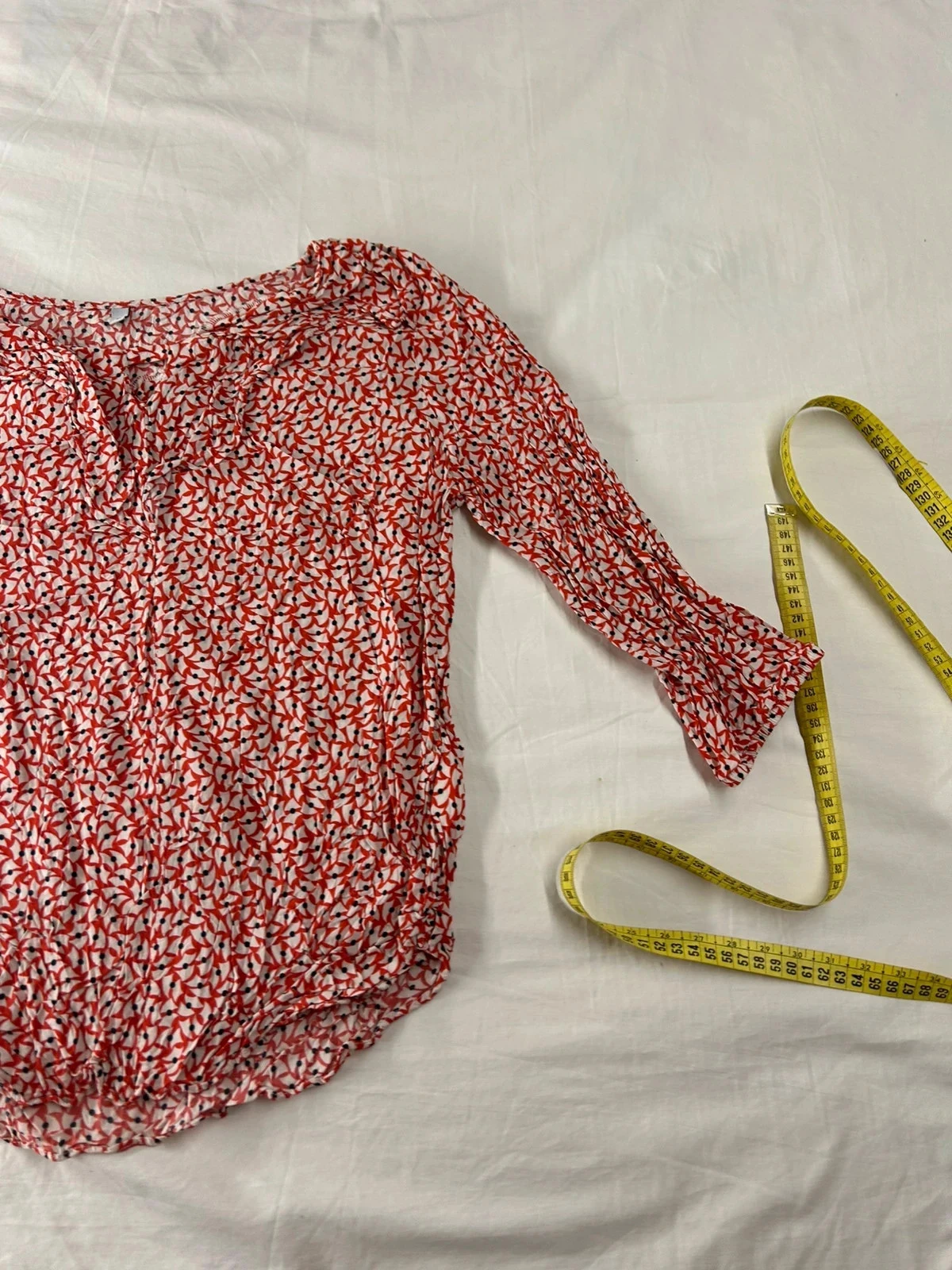 Vintage red blouse with white patterns – photo 2